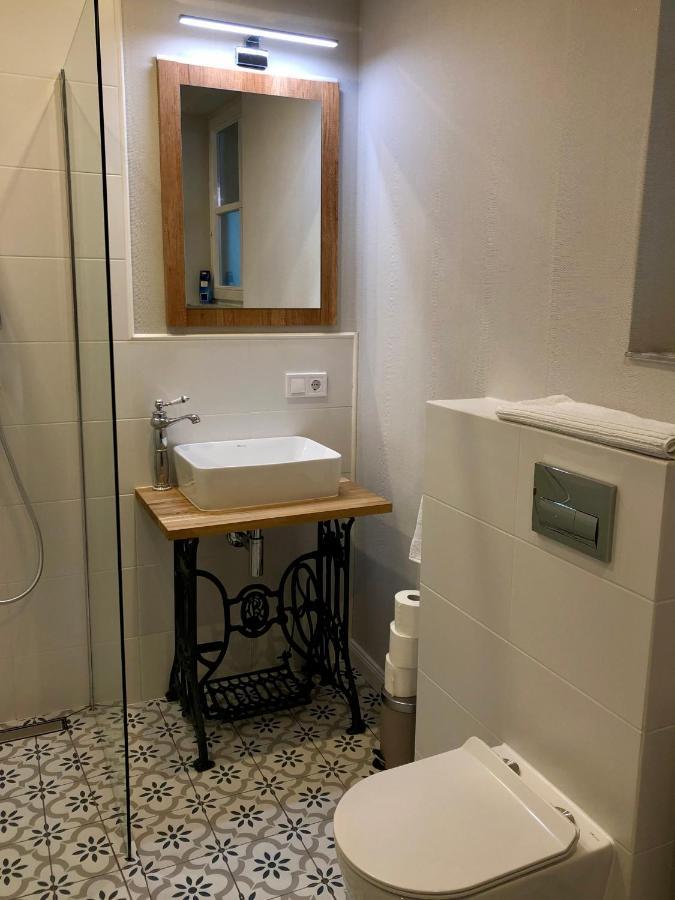 Apartment No.59 *